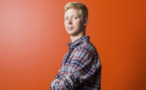 Reddit's CEO appologizes for editing users' comments